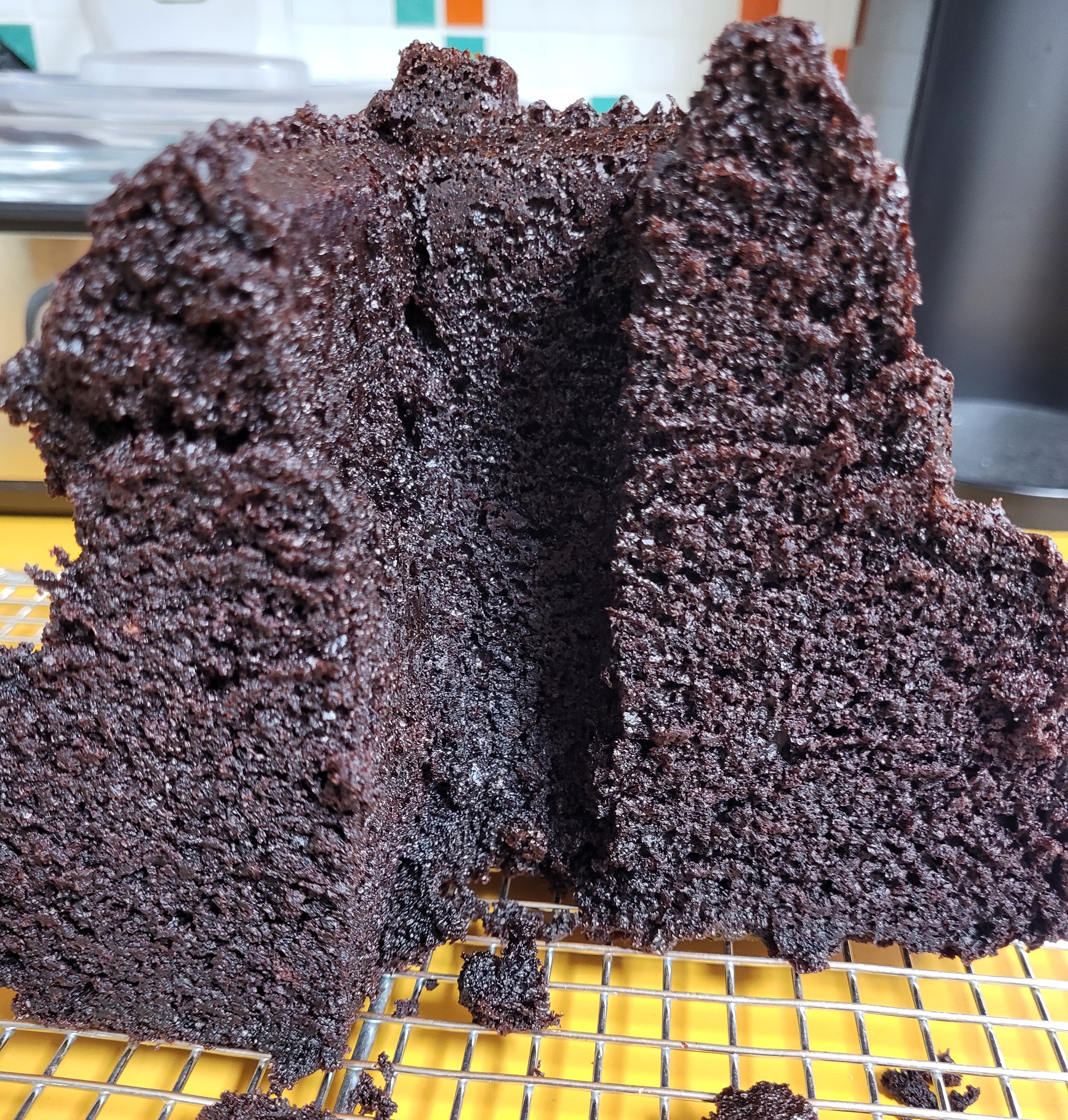 Cake Experiments Baking Experiment: Chocolate Cake – Quite A Yarn